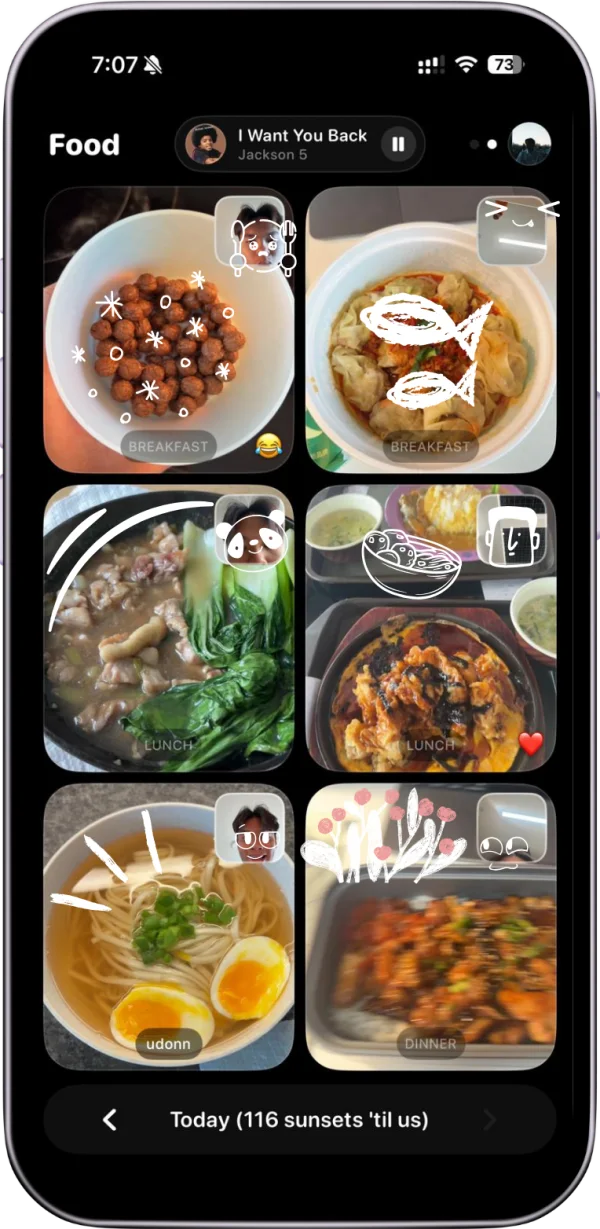 Share breakfast, lunch, and dinner clips with your partner in doublechin